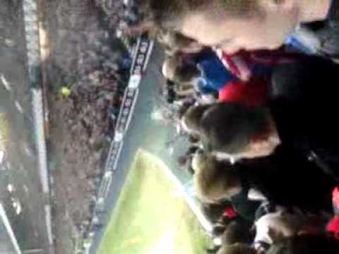 Michael mols & davie weir chants v Ac Milan