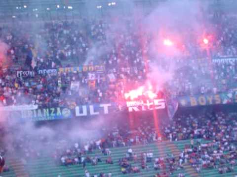 Milan San Siro – Juventus vs AC Milan vs Inter Milan 2004