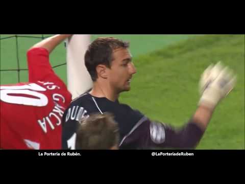 Parada de Jerzy Dudek, Liverpool. Final Champions League 2005. ww.facebook.com/LaPorteriadeRuben